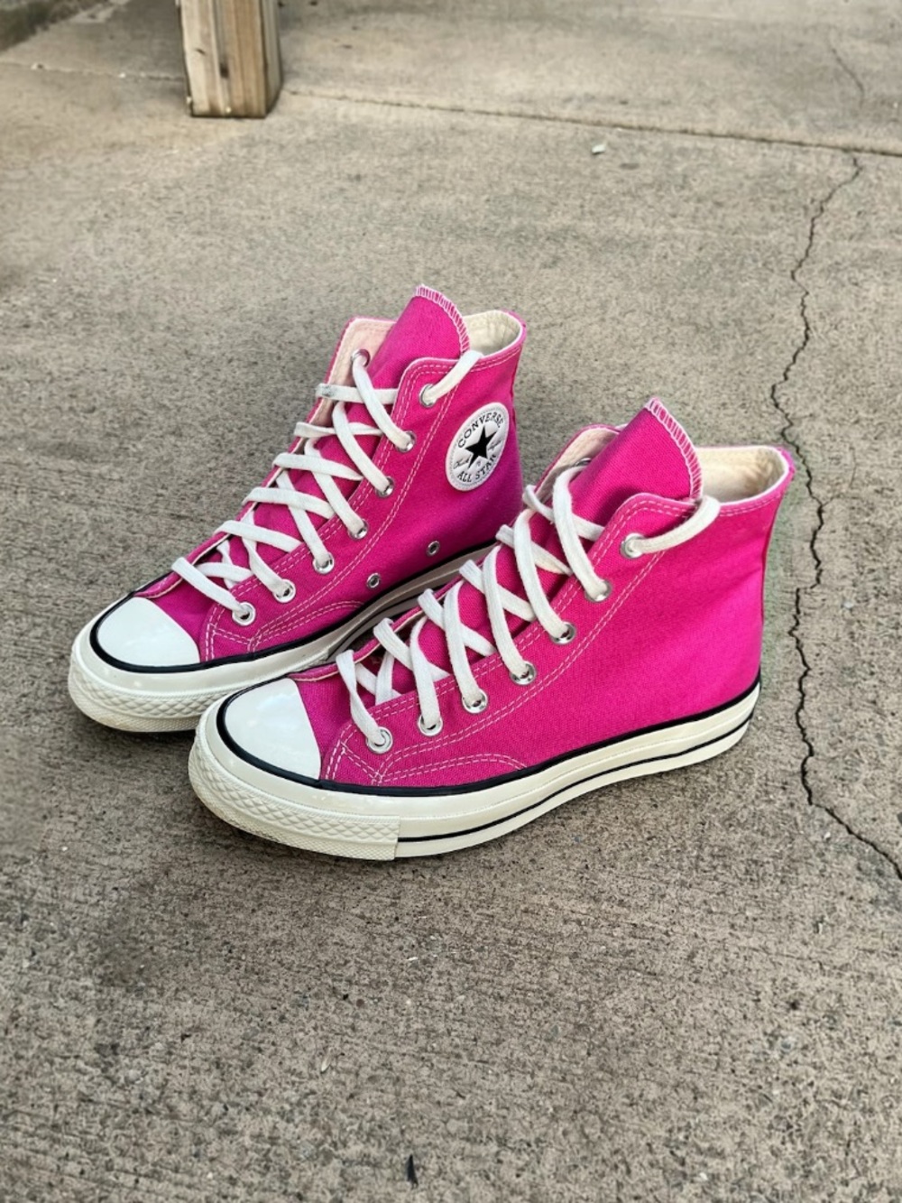 Converse Chuck 70 High Top Midnight Hibiscus Pink Sneakers Women’s 7